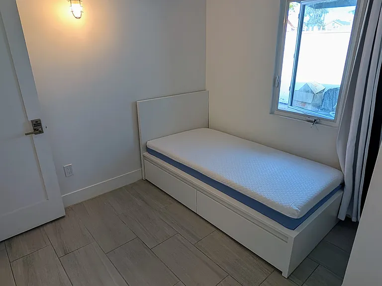 1101 W Vernon Ave #6 — Photo 1