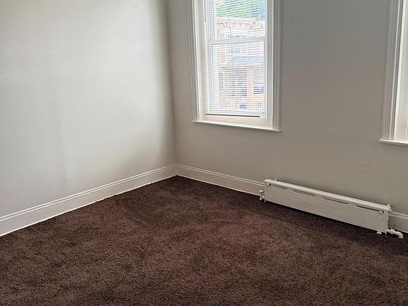 5th image of 5162 Viola St