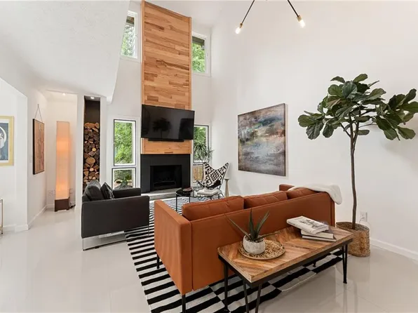 2498 Cedar Brk E, Marietta, GA 30067
