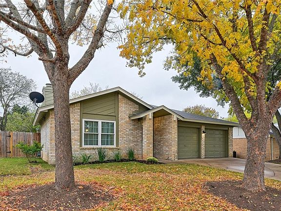 3rd image of 11626 Parkfield Dr