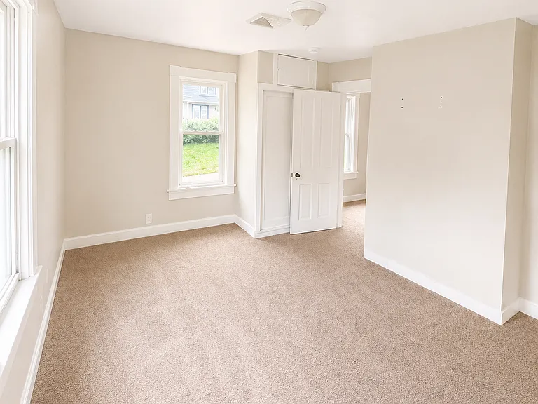 6125 Everall Ave — Photo 10