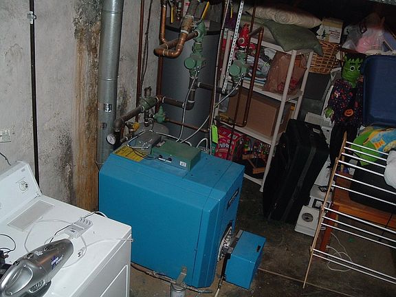 3 year old new Boiler & Hot Water tank.