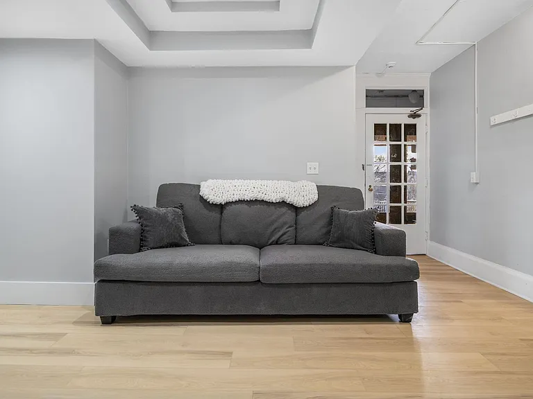 104 Harvard Pl — Photo 170