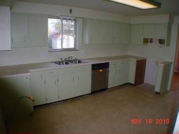 4th image of 1030 Cranbrook Dr