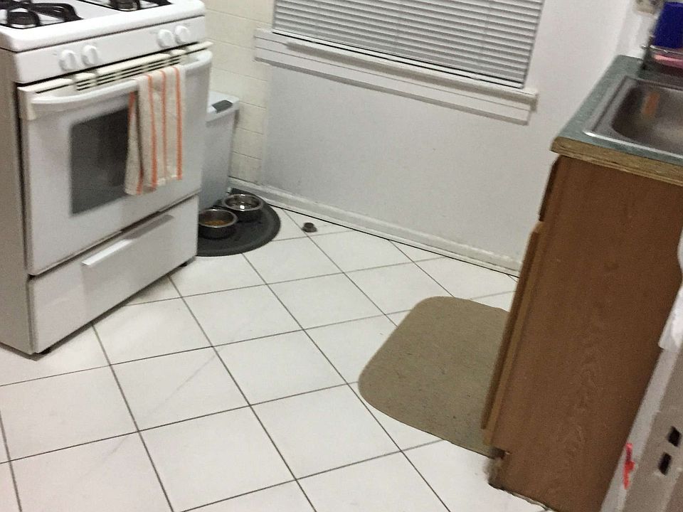 1st image of 4116 51st St APT 1B
