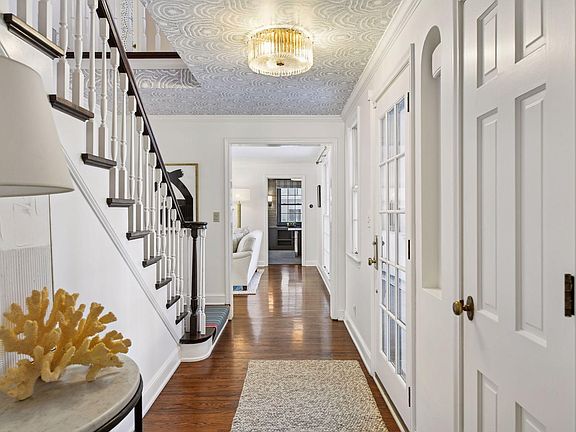 5th image of 1 Spur Rd