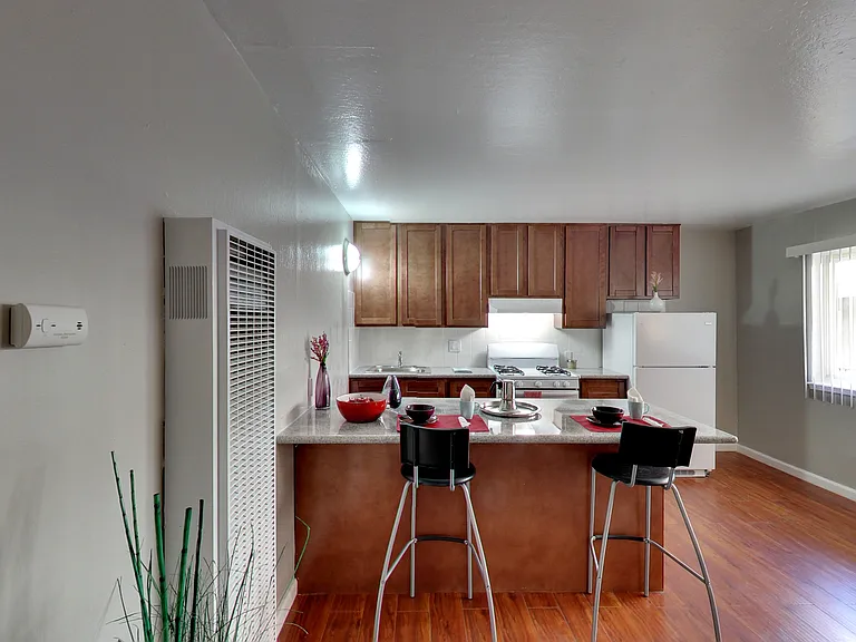 Linden Haus — Photo 18