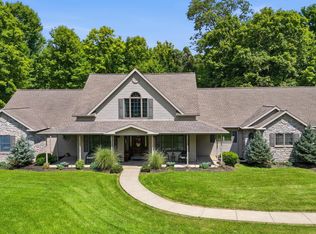 2198 Refugee Rd SW, Hebron, OH 43025