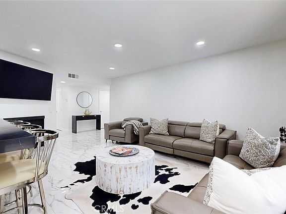 3rd image of 4632 Park Granada Unit 93