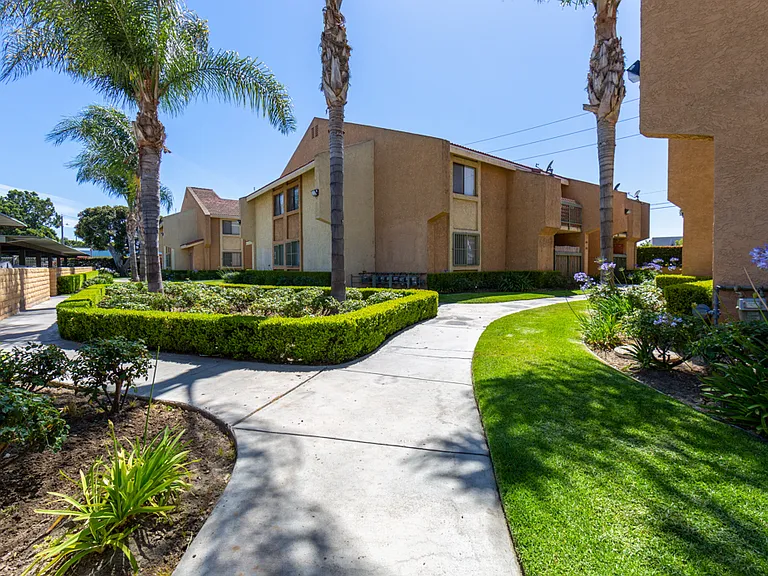 Compton Holdings — Photo 2