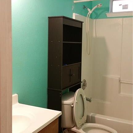 5th image of 3001 Lewis St APT A