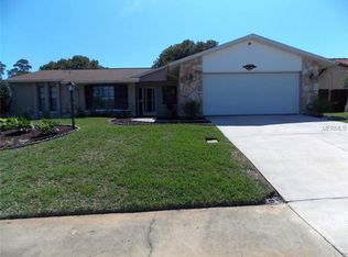 7618 Lakeside Woodlands Dr, Hudson, FL 34667