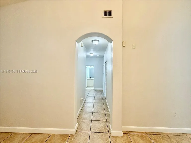 1692 SE 29th Ct #201 — Photo 22