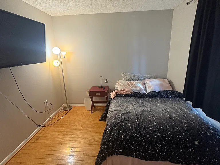 1012 Ravens Crest Dr — Photo 13