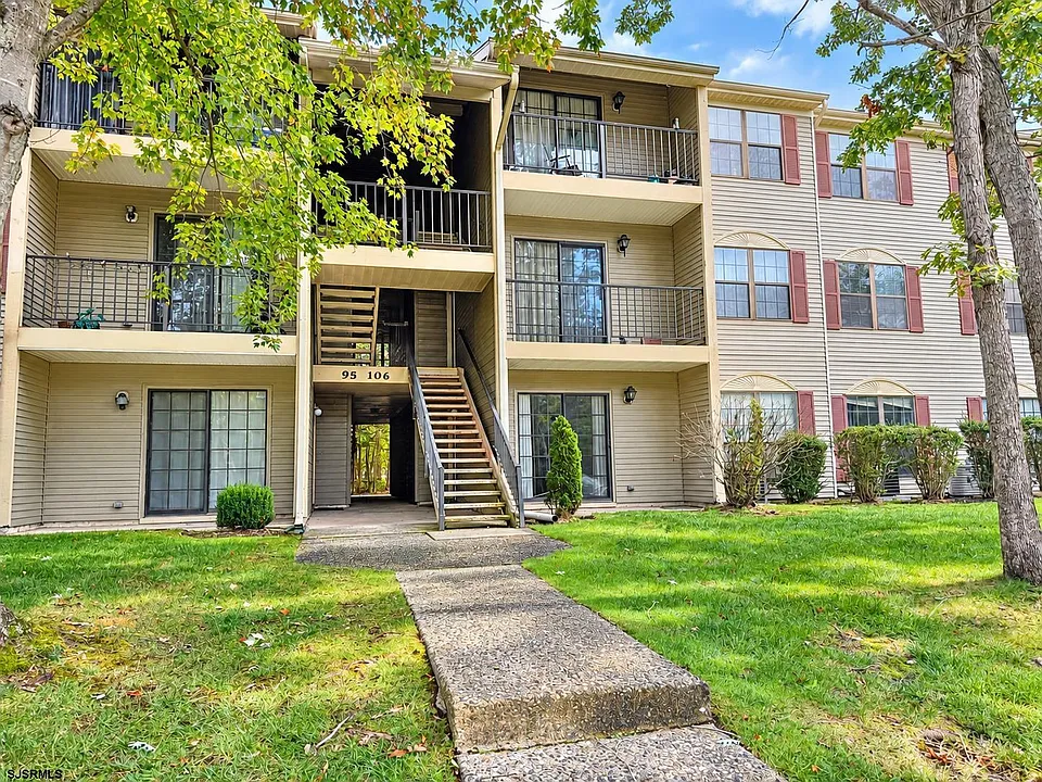 101 Sussex Pl #101