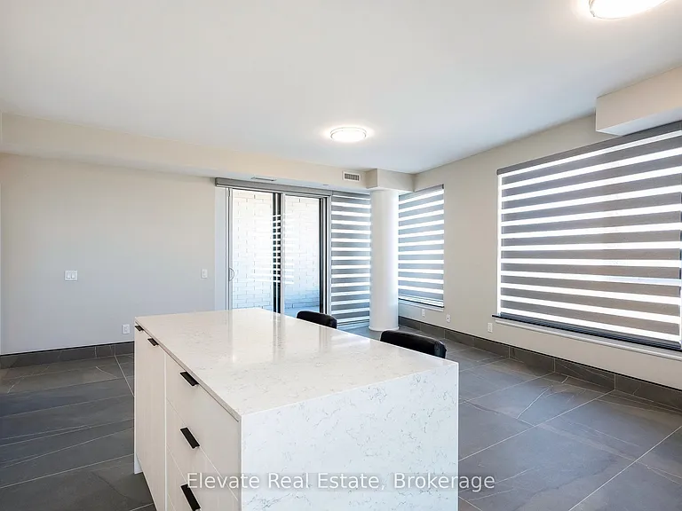 31 Huron St #405 — Photo 35