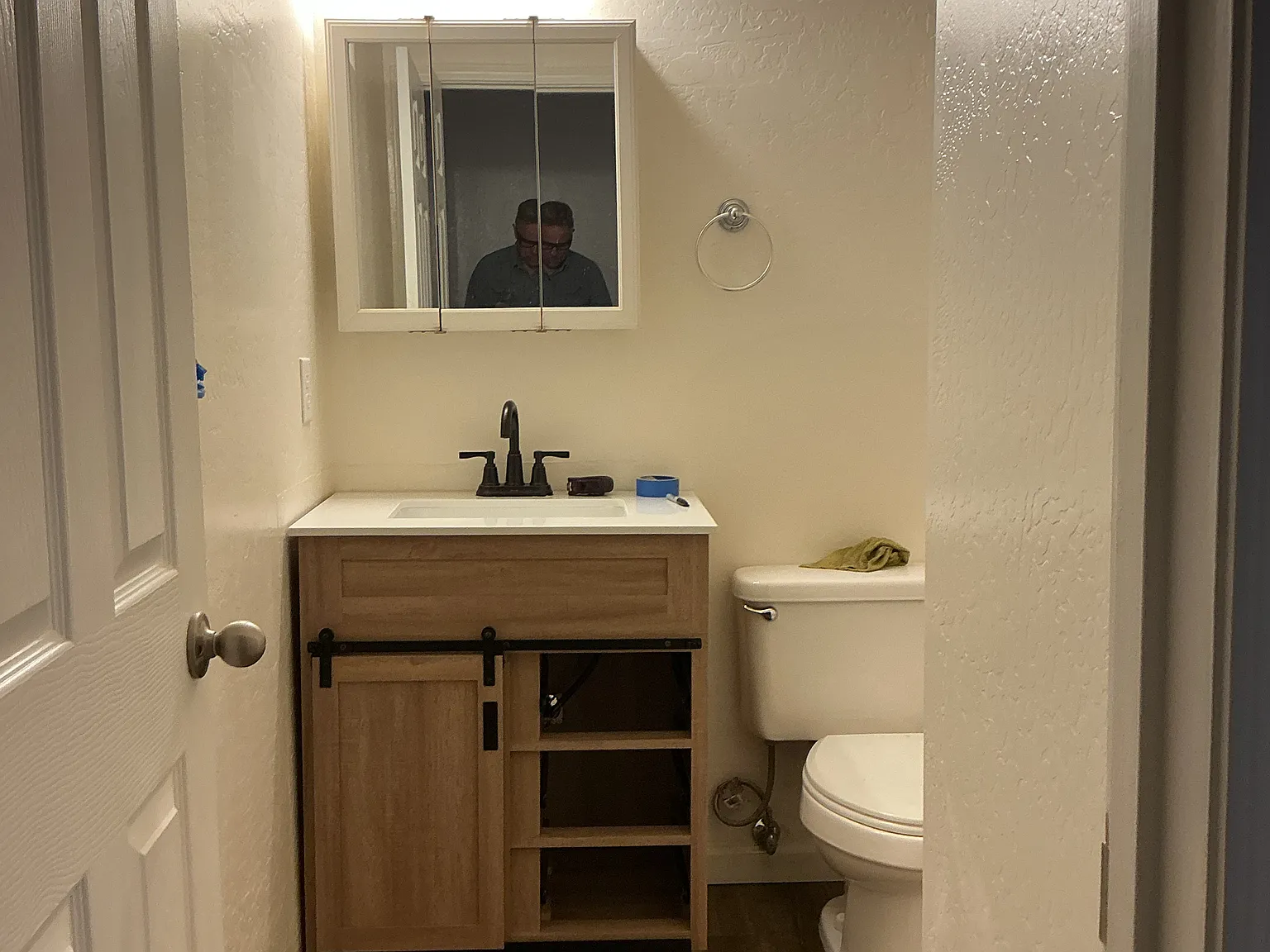 3 bed, 1100 sqft, $1,200 — Photo 1