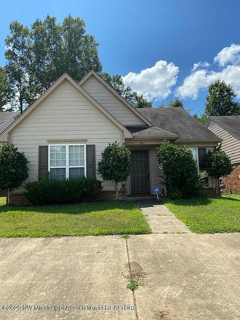 1st image of 747 Burton Ln