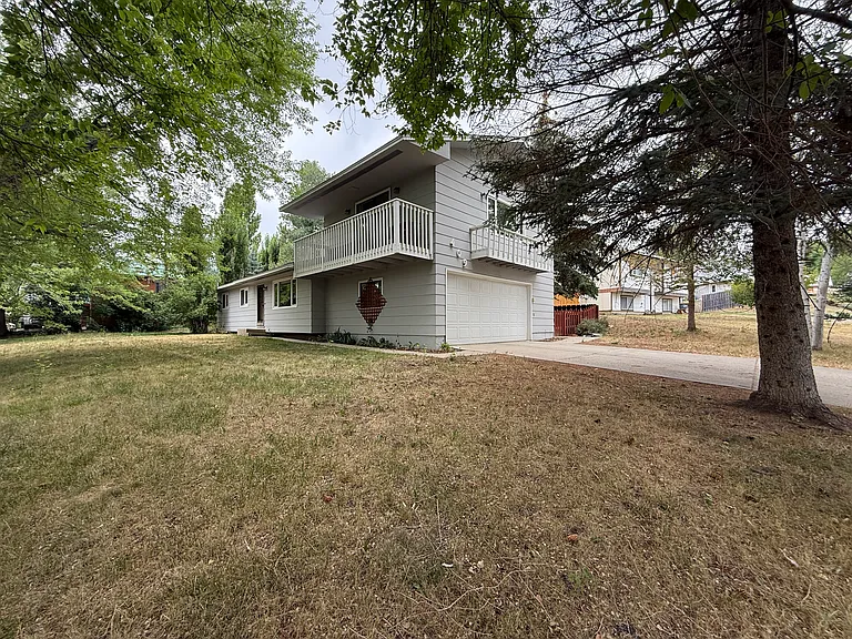409 Clover Cir — Photo 27
