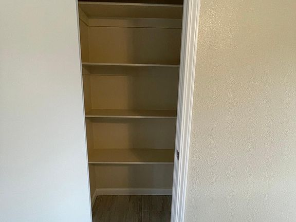 3rd image of 1099 Topaz Ave #16