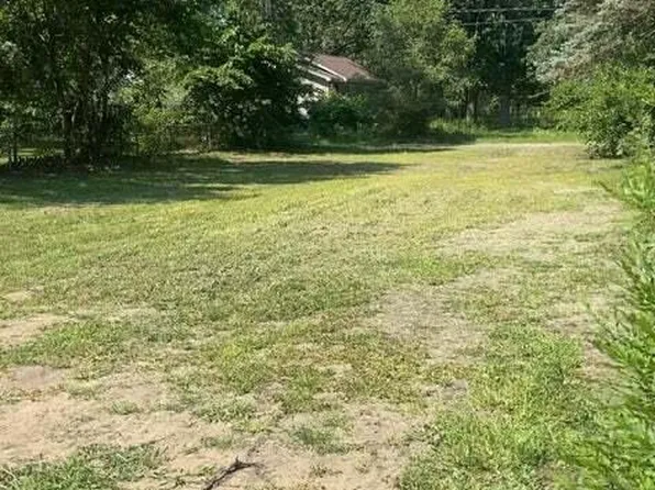 2305 Howden St, Muskegon Heights, MI 49444