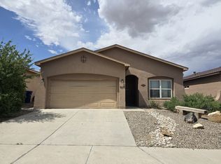 5619 Bluefeather Rd NW, Albuquerque, NM 87151