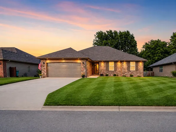 1284 S Venice Ave, Republic, MO 65738