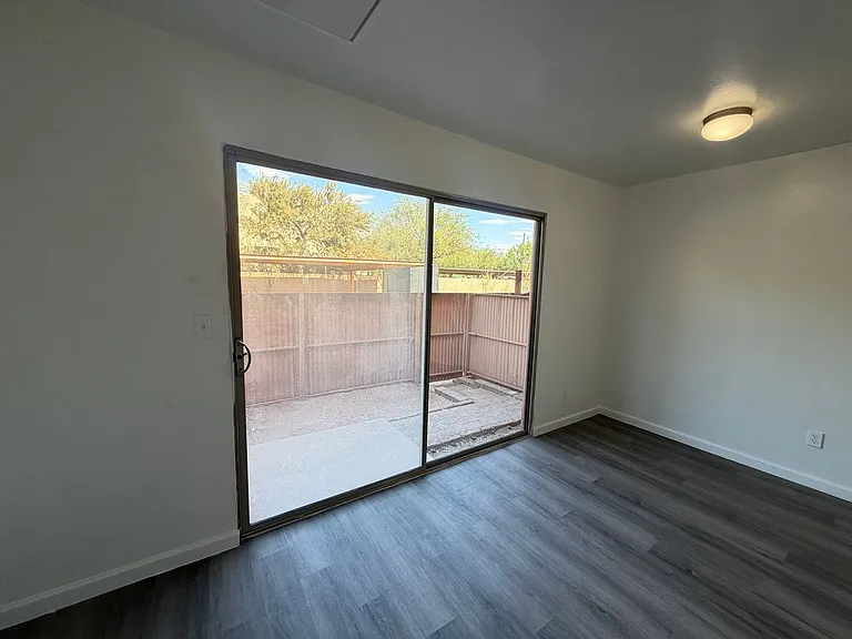 2950 N Alvernon Way #10103 — Photo 33