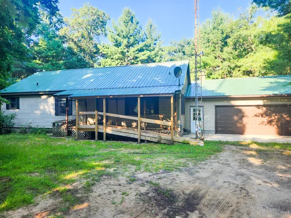 8929 Blue Lake Rd, Twin Lake, MI 49457