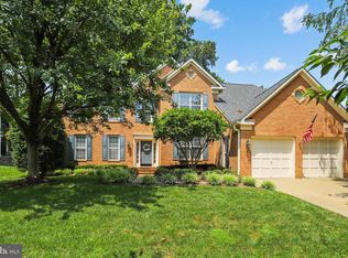 1724 Drewlaine Dr, Vienna, VA 22182