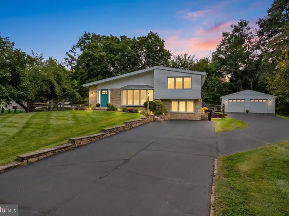 1602 Woodford Way, Blue Bell, PA 19422