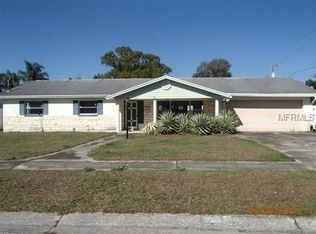 530 S Larry Cir, Brandon, FL 33511