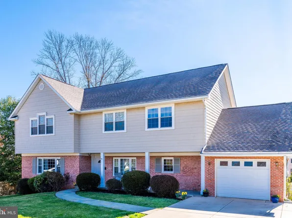 1811 Lansing Ct, Mc Lean, VA 22101