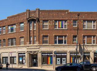 3918 N Broadway St APT 3A, Chicago, IL 60613
