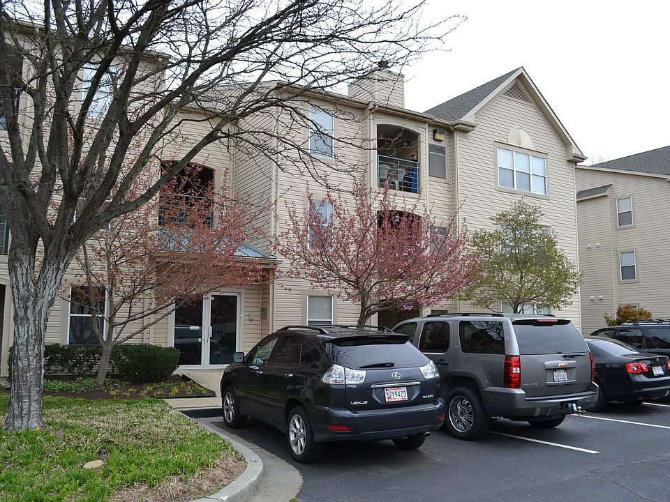 1st image of 40 Hearthstone Ct APT L