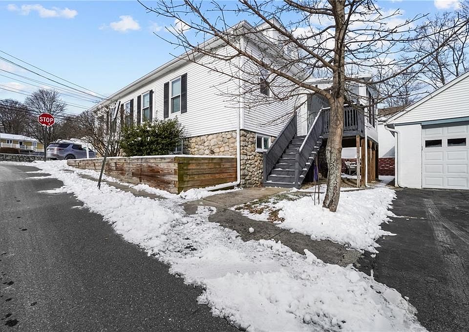 25 Waterman Rd, Johnston, RI 02919 Zillow