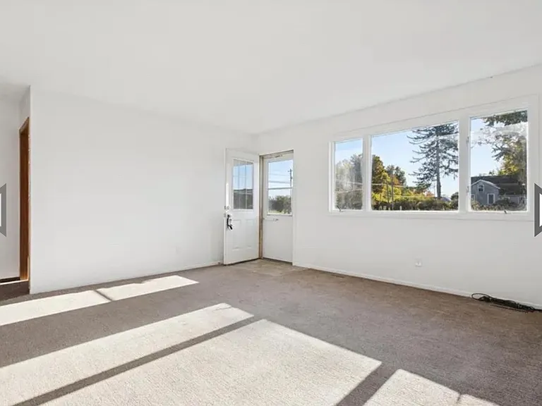 50663 W Red Arrow Hwy — Photo 3