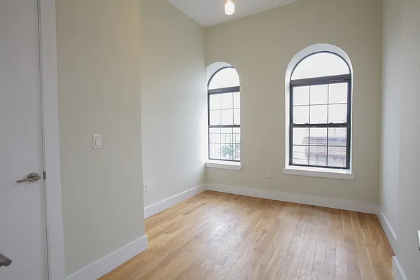 Rented by Corcoran | media 26