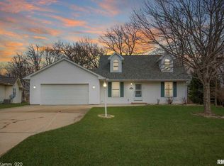 4616 S Canterbury Ct, Mapleton, IL 61547