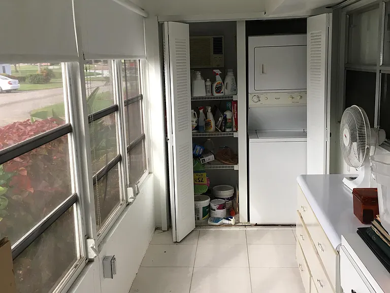 189 Waterford Cir #H — Photo 26