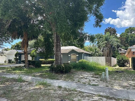2nd image of 693 Veronica Cir