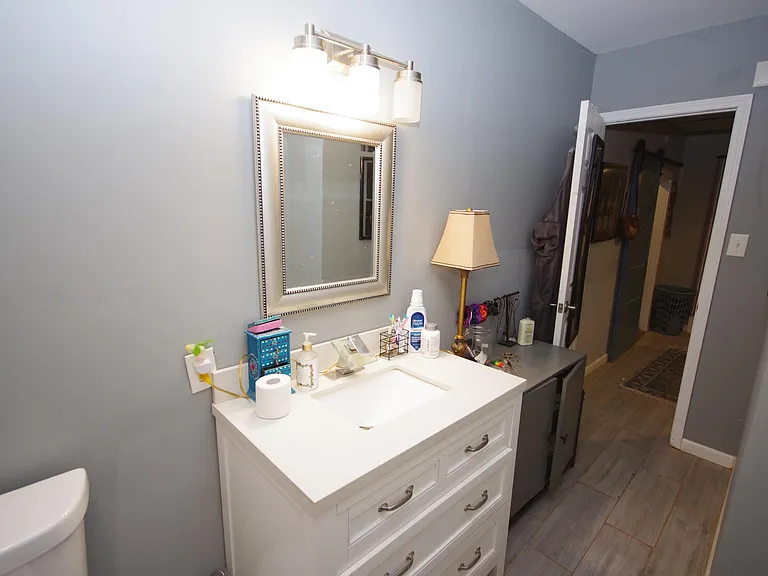 1272 Woodland Ave NE #3 — Photo 12