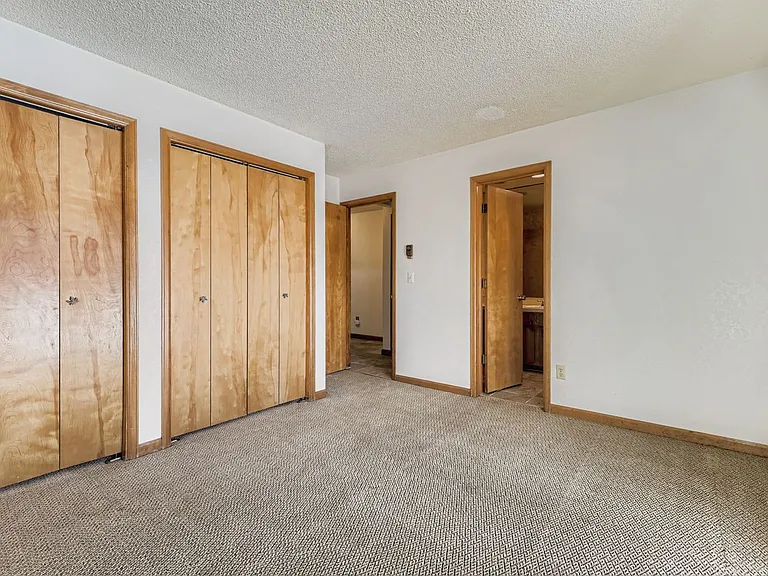 345 N Chipmunk Cir — Photo 18