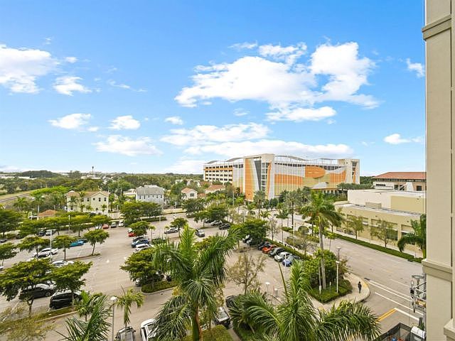 1st image of 550 Okeechobee Blvd APT 426
