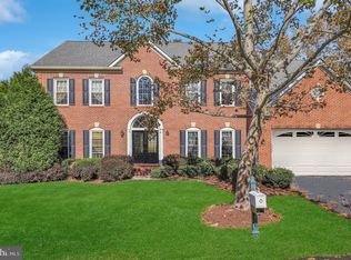18309 Mid Ocean Pl, Leesburg, VA 20176