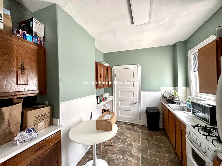 789 Columbia Rd — Photo 23
