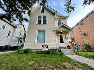 1420 6th St SE #B, Minneapolis, MN 55414
