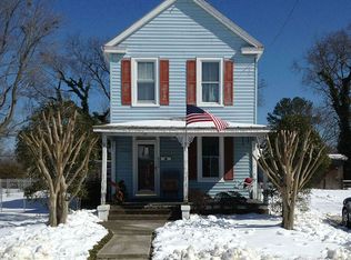 230 Cary St, Smithfield, VA 23430