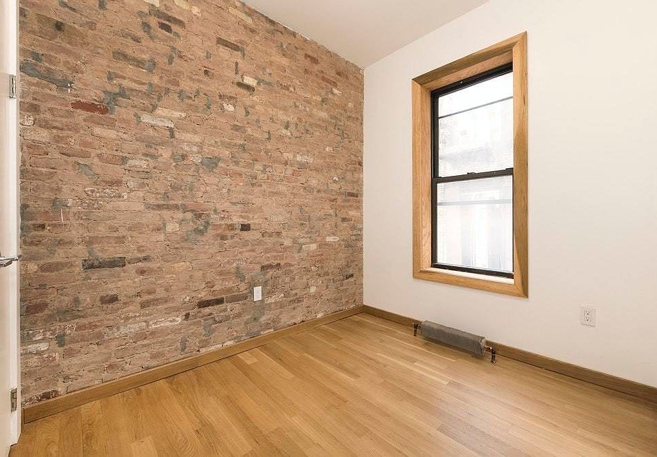 1st image of 68 Thompson St #6D