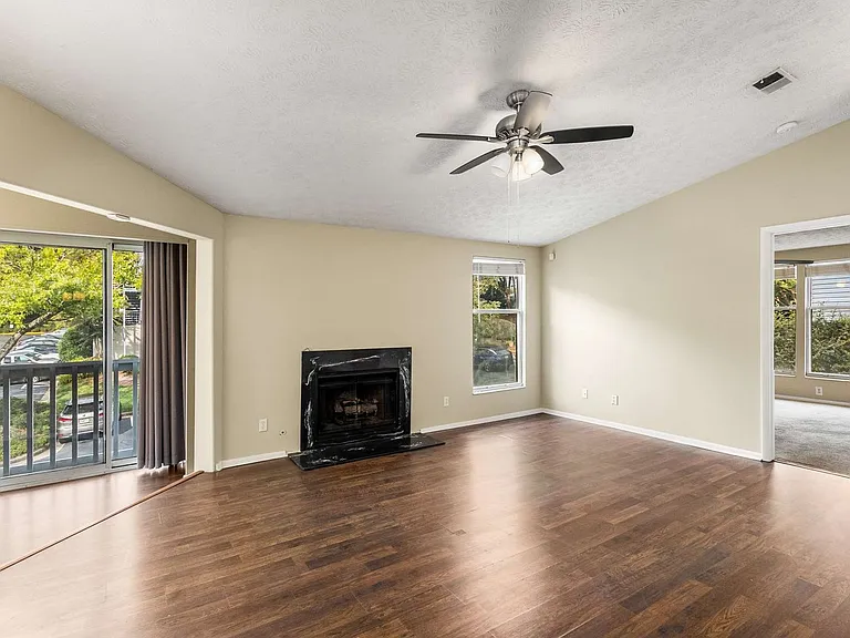 1292 Keys Lake Dr NE — Photo 10
